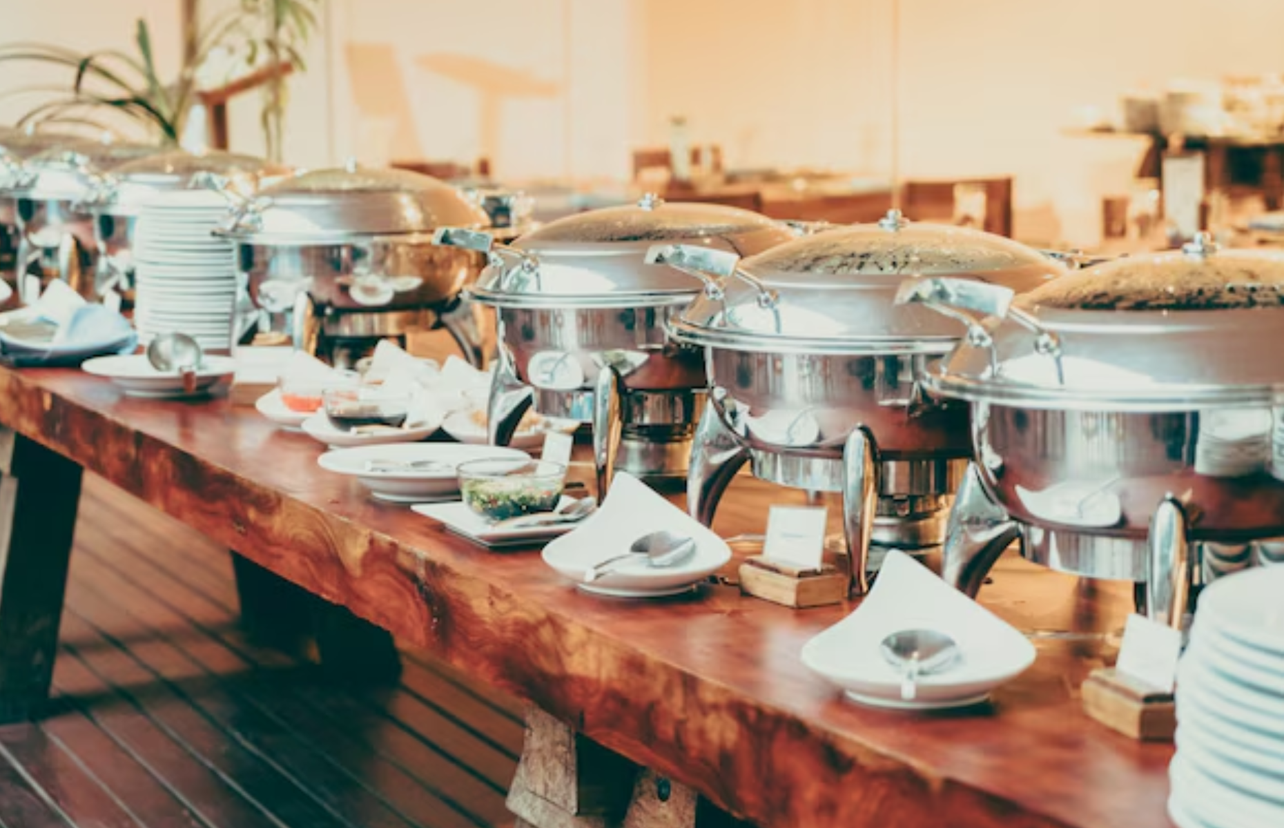 How to Choose the Right Catering Service for Your Dubai Event