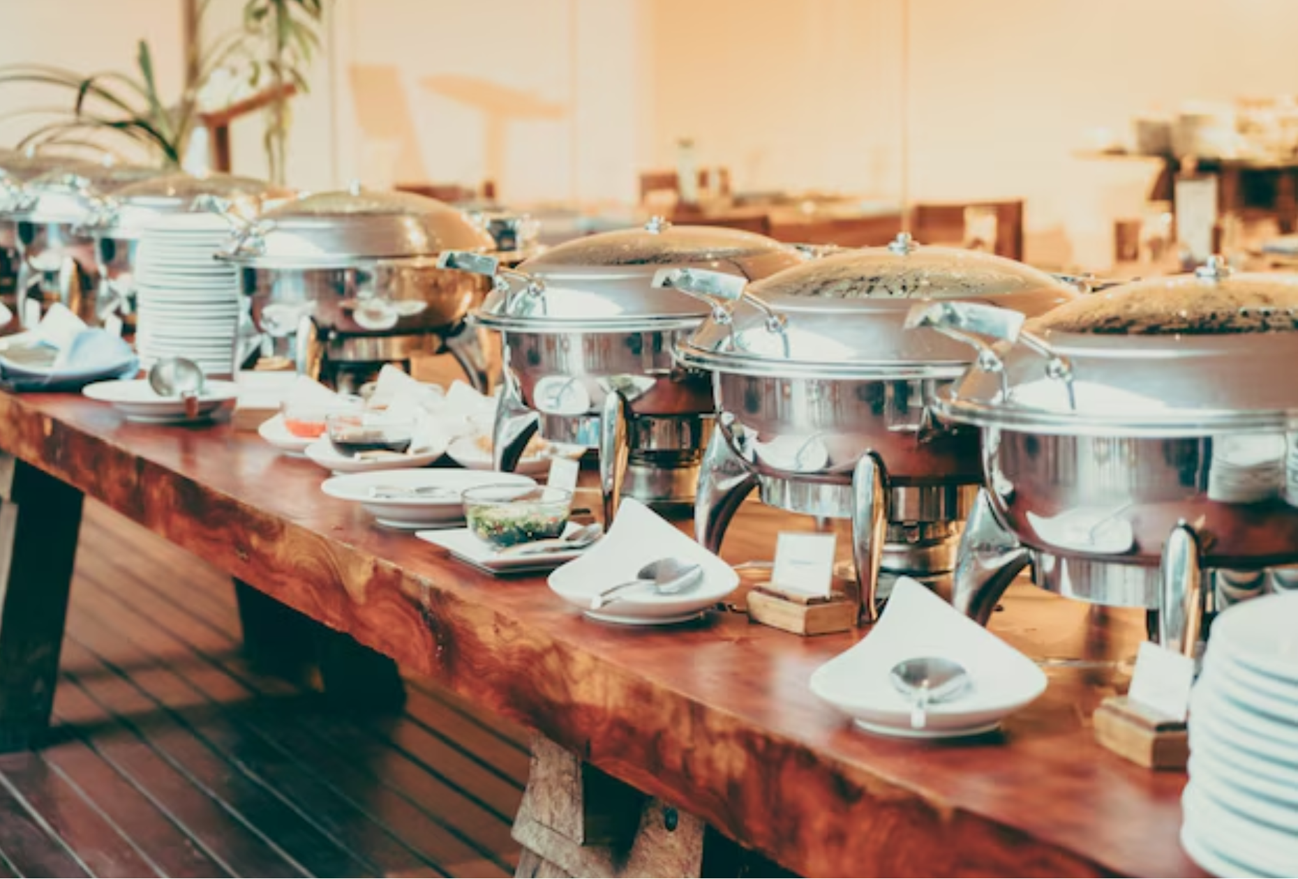 How to Choose the Right Catering Service for Your Dubai Event